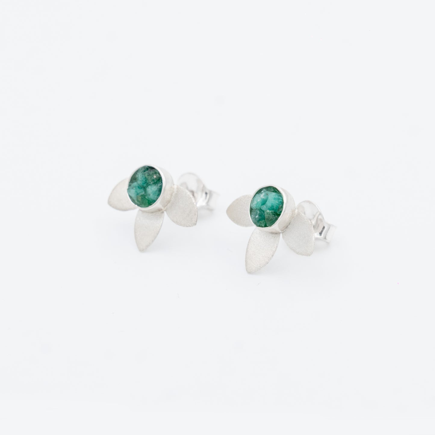 3 Petalos Plata 950 y Esmeralda