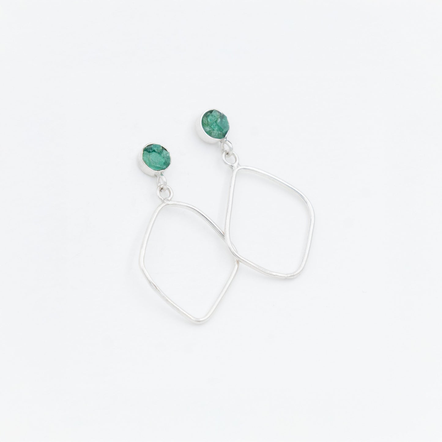 Arete redondo hilo Plata 950 rombo movimiento