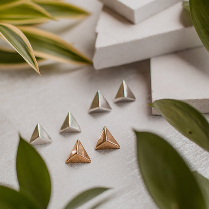 Aretes en plata 950 topo piramide