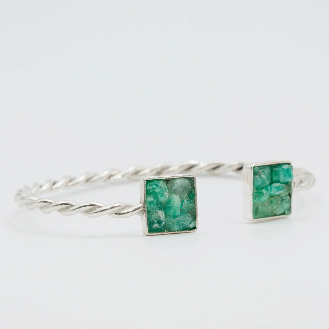 Brazalete cuadrado en Plata y Esmeralda