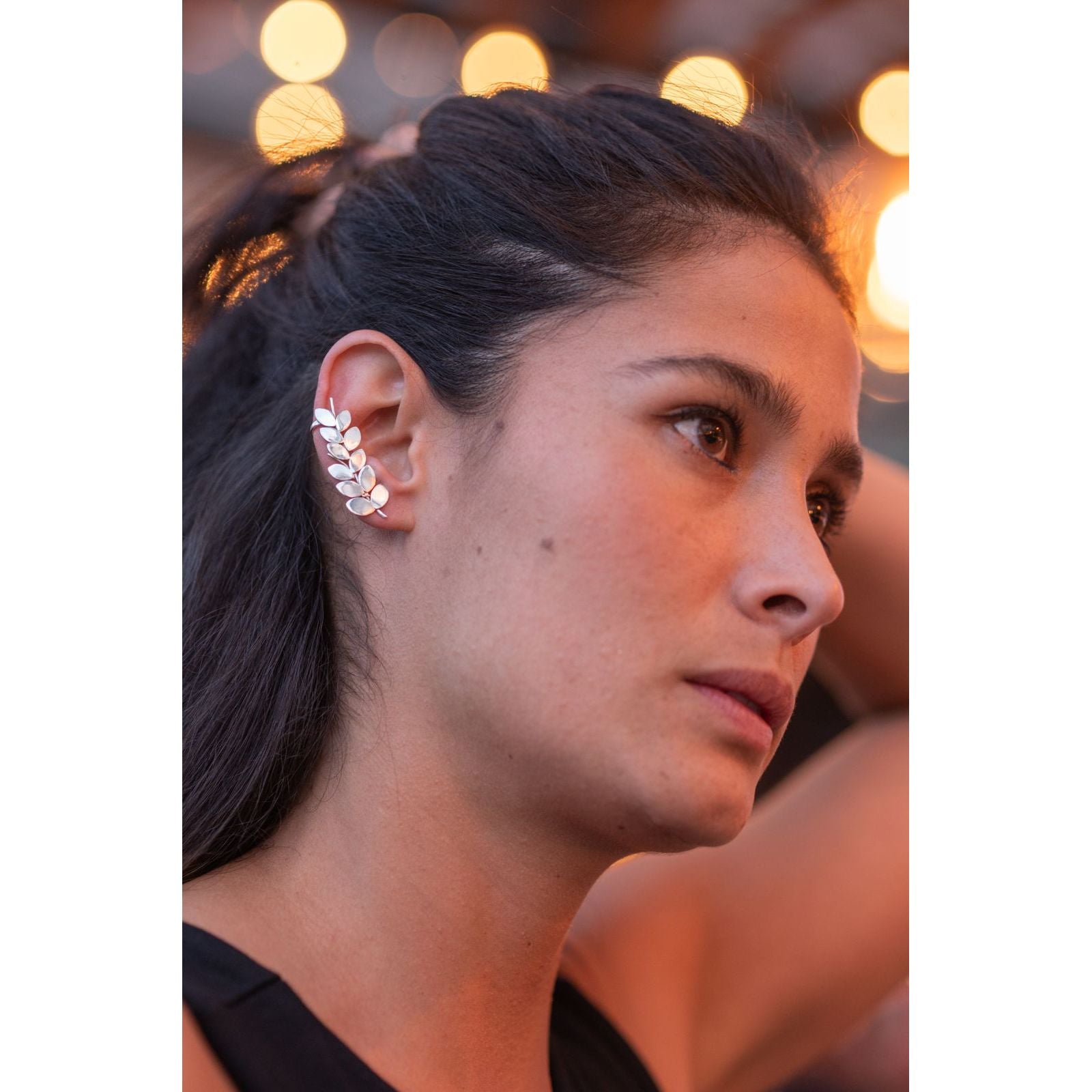 Ear cuff hojas plata 950 botánico. Joyería artesanal natural orgánica. Diseño foliar hecho a mano.