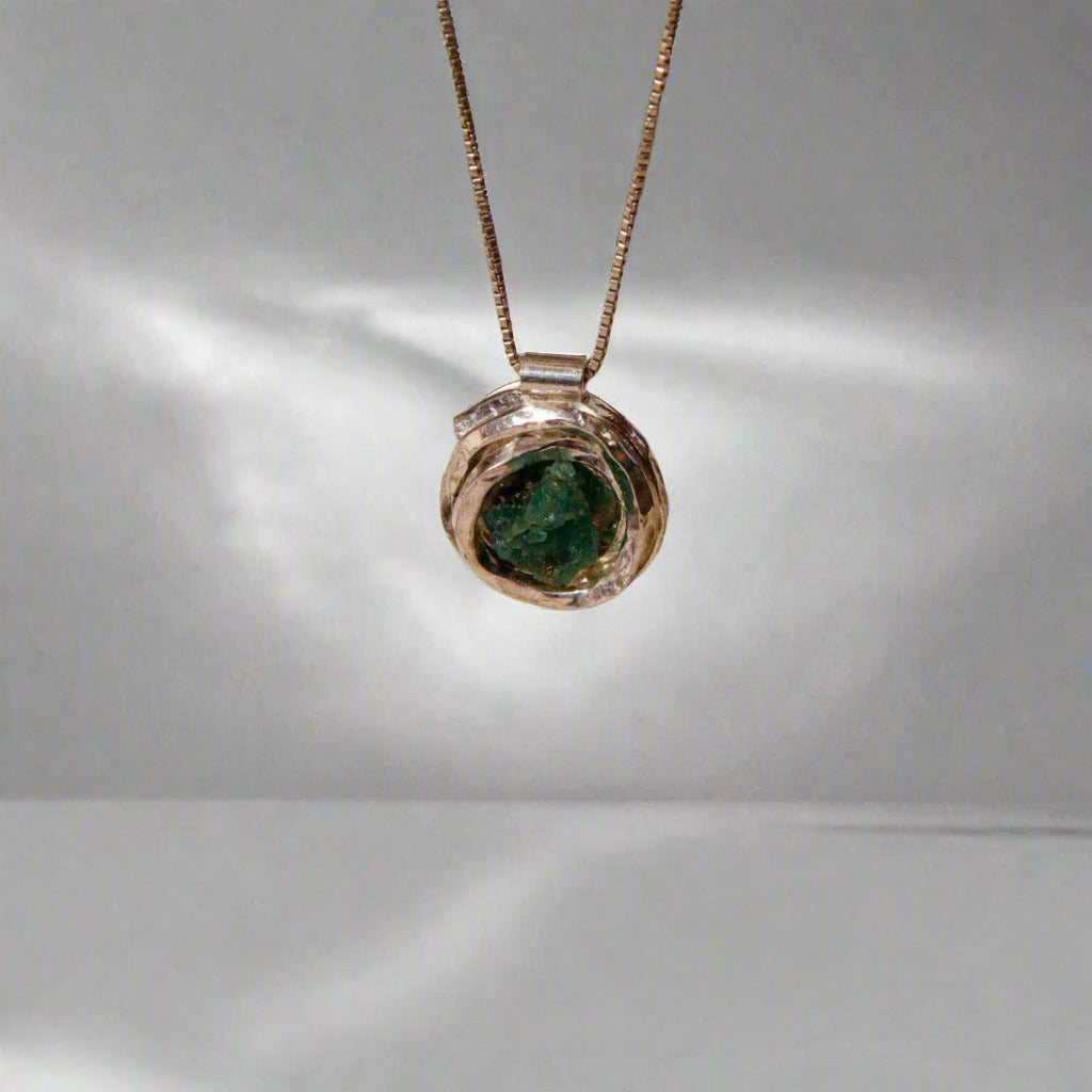 Dije Nido Plata 950 Esmeralda